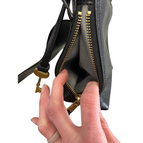 Fossil Maya Black Pebble Leather Small Flap Crossbody Bag Adjustable Strap Purse - Picture 12 of 16